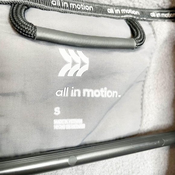 NEW All In Motion Men’s Gray Sherpa Jacket Size Small - Picture 8 of 9